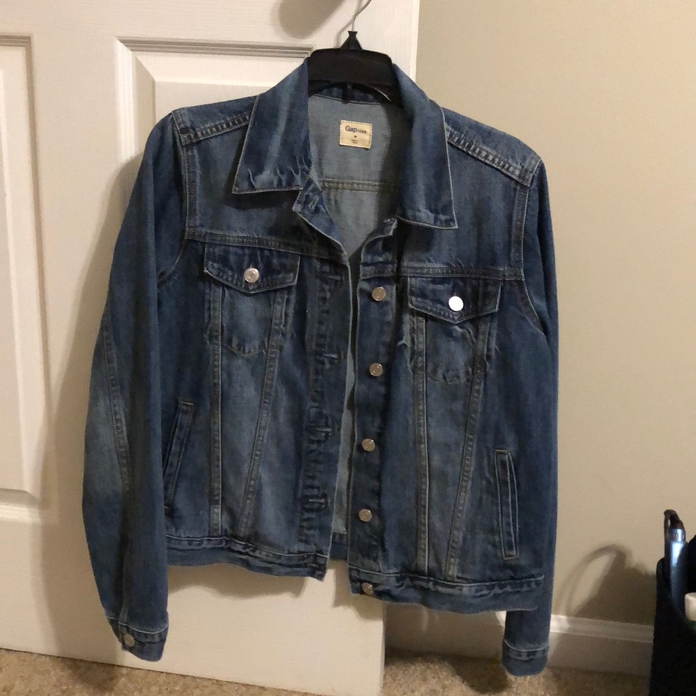 Denim jacket from Gap. Never been worn.